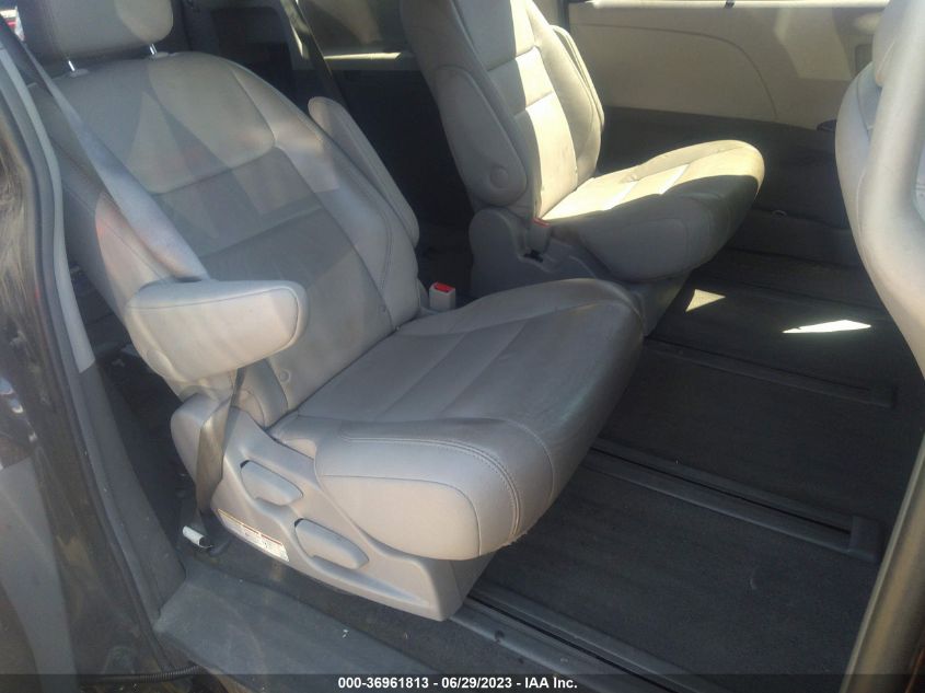 2015 TOYOTA SIENNA LTD/XLE/XLE PREMIUM - 5TDDK3DC7FS100586