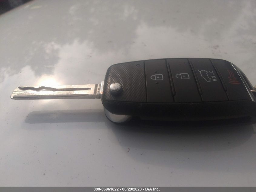 2014 KIA SOUL BASE - KNDJN2A21E7009872