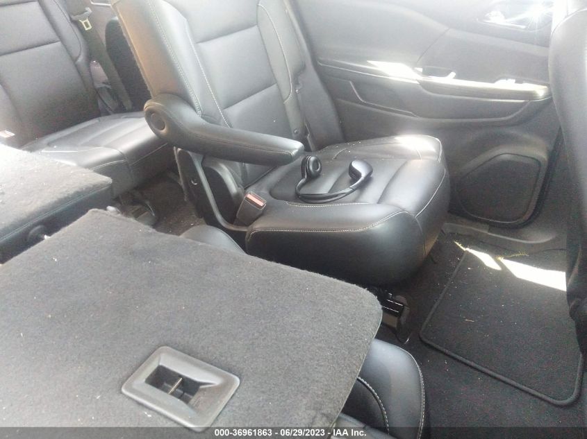 2017 GMC ACADIA SLT - 1GKKNMLSXHZ270119