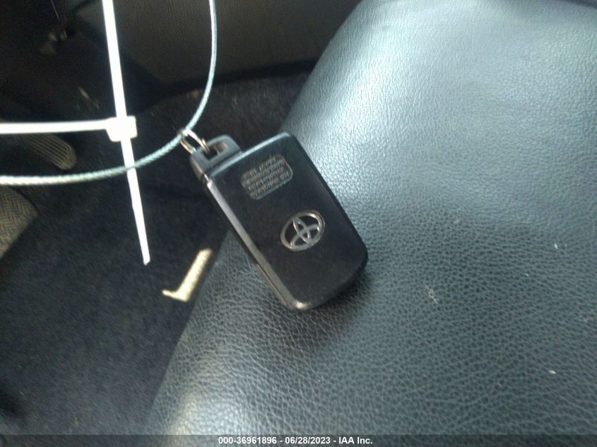 2016 TOYOTA RAV4 SE - 2T3NFREV7GW275402