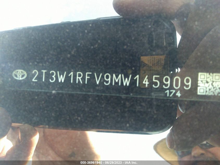 2021 TOYOTA RAV4 XLE - 2T3W1RFV9MW145909