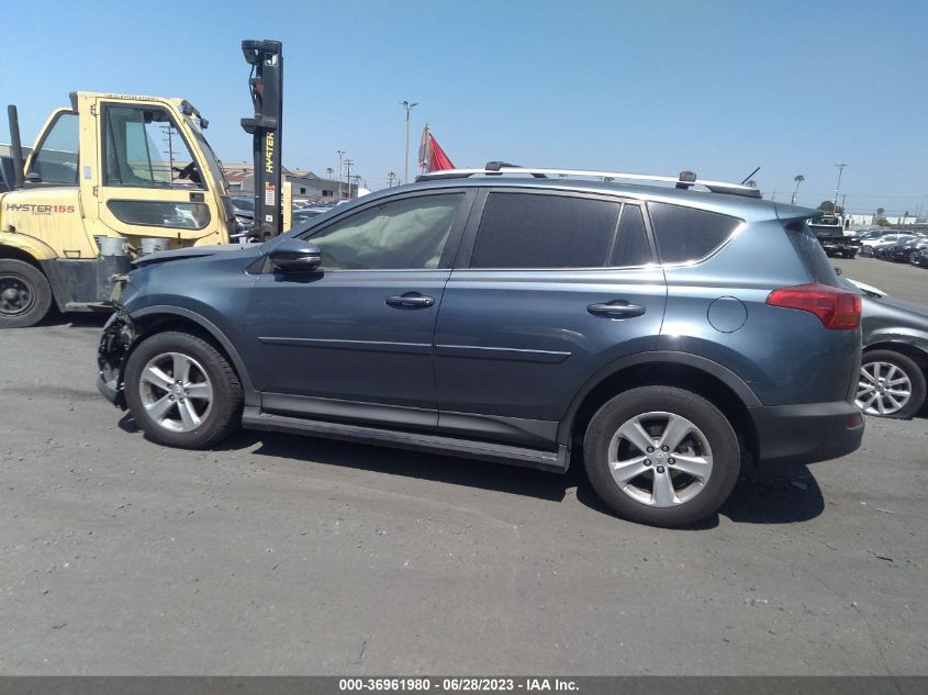 2014 TOYOTA RAV4 XLE - JTMWFREV3ED040218