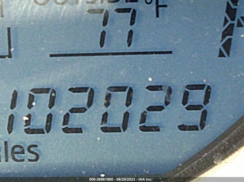 2014 TOYOTA RAV4 XLE - JTMWFREV3ED040218