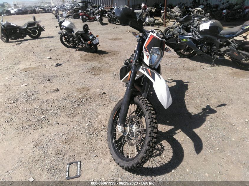 2017 KTM 690 ENDURO R VBKLET40XHM797127