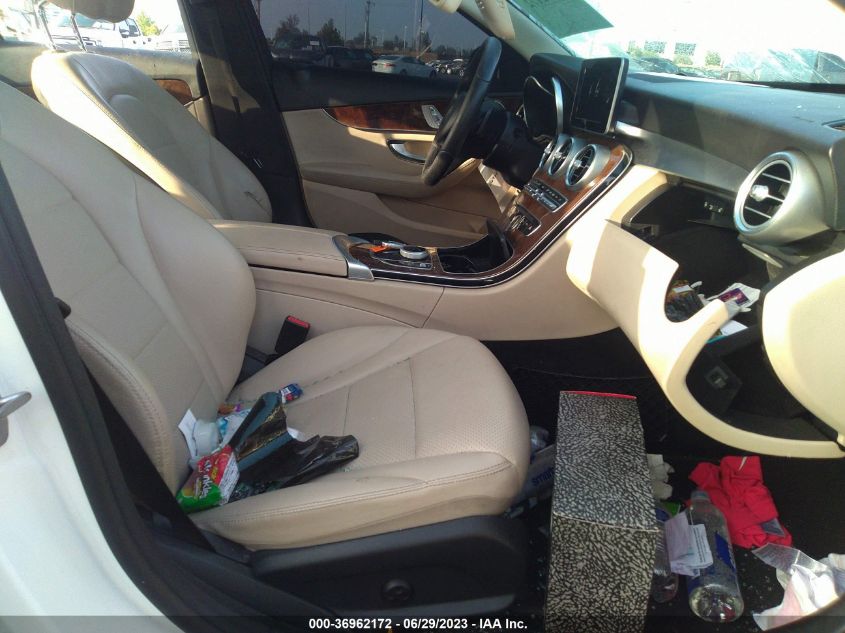 2017 MERCEDES-BENZ C-CLASS C 300 - 55SWF4JB1HU198664
