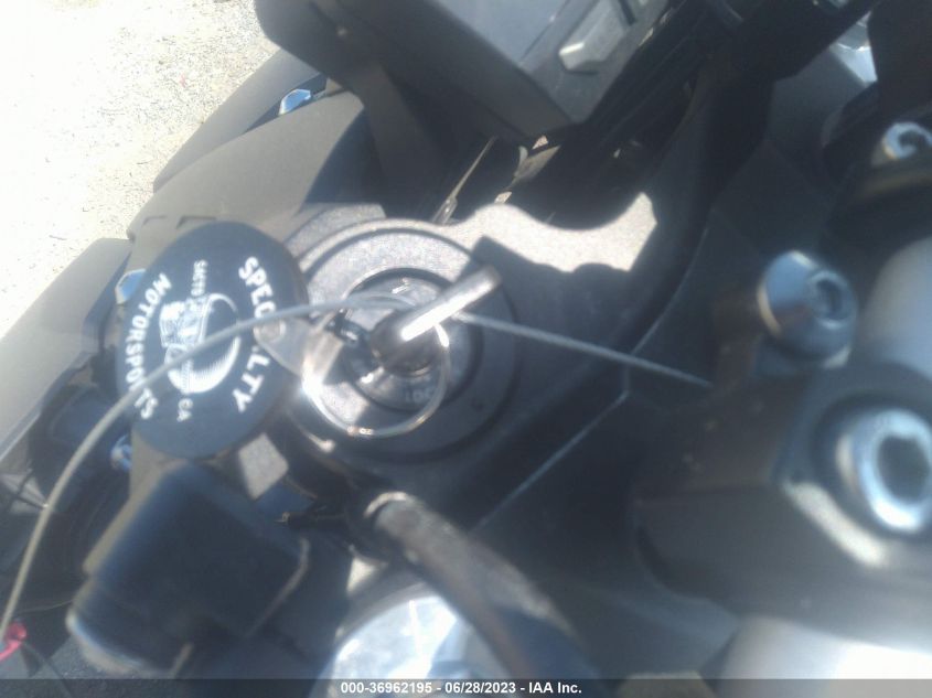 2018 YAMAHA MT09 C JYARN53Y8JA000682