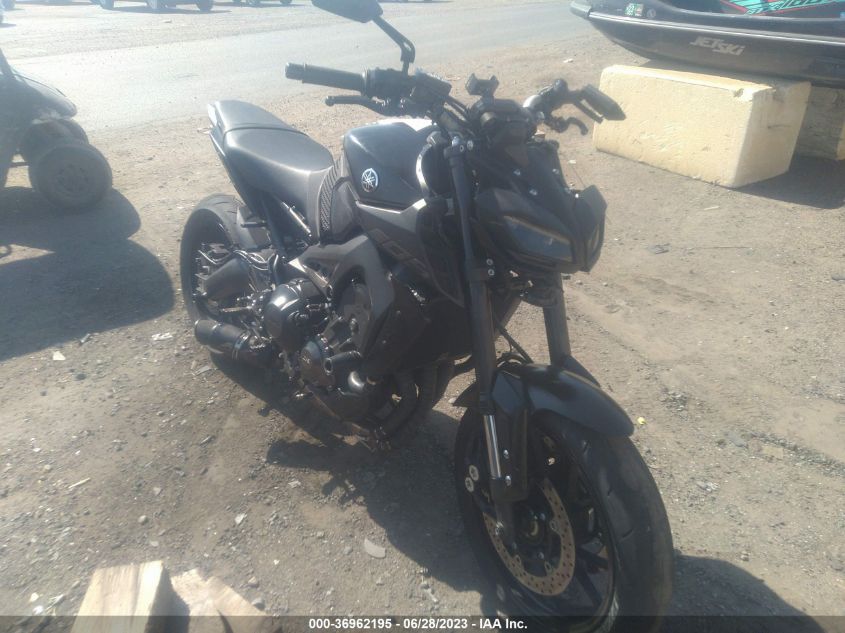 2018 YAMAHA MT09 C - JYARN53Y8JA000682