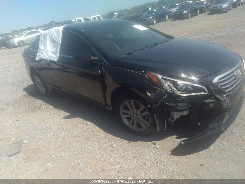 2015 HYUNDAI SONATA 2.4L SE - 5NPE24AF9FH008832