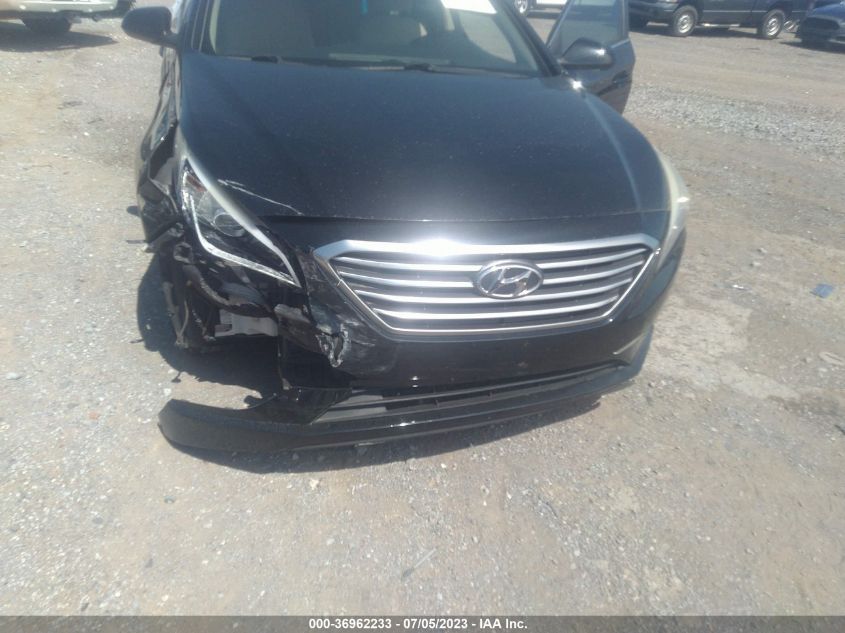 2015 HYUNDAI SONATA 2.4L SE - 5NPE24AF9FH008832