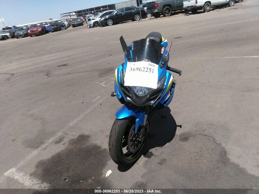 2015 SUZUKI GSX-R1000 JS1GT78AXF2100190