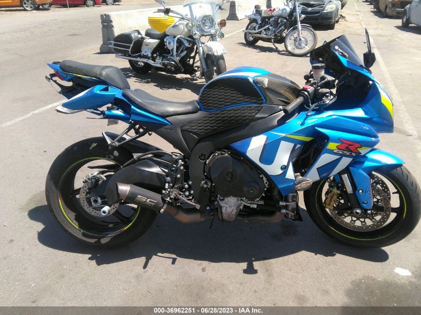 2015 SUZUKI GSX-R1000 JS1GT78AXF2100190