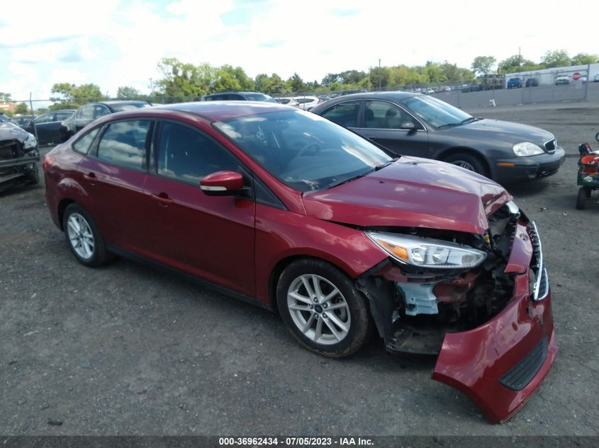 2015 FORD FOCUS SE - 1FADP3F25FL247356