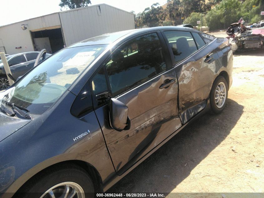 2018 TOYOTA PRIUS TWO/TWO ECO/THREE - JTDKARFU7J3065061