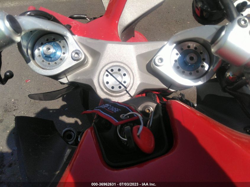2018 DUCATI SUPERSPORT - ZDMVABDS9JB004729
