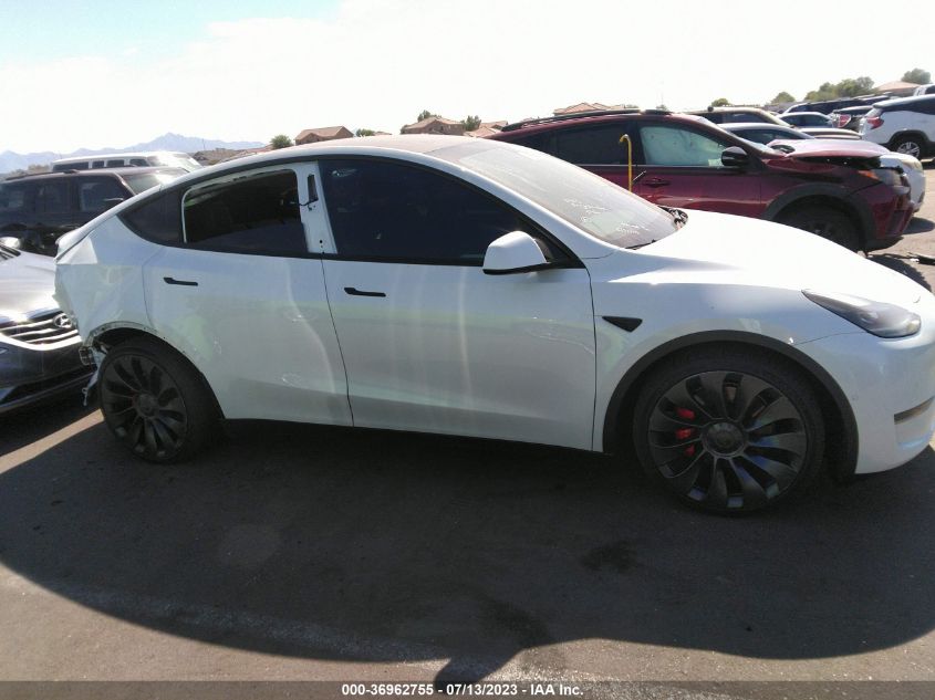 2022 TESLA MODEL Y PERFORMANCE - 7SAYGDEF8NF365878