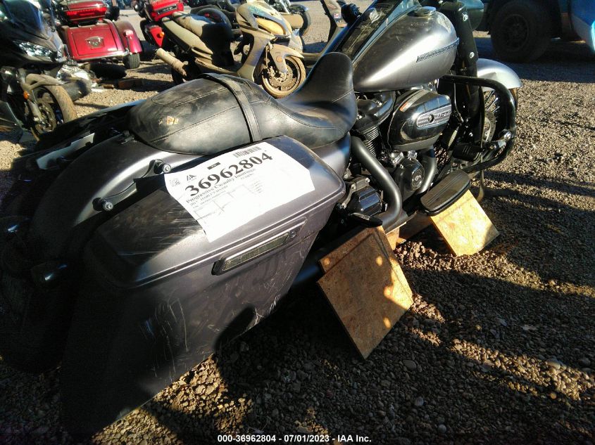 2017 HARLEY-DAVIDSON FLHRXS 1HD1KVC66HB657377