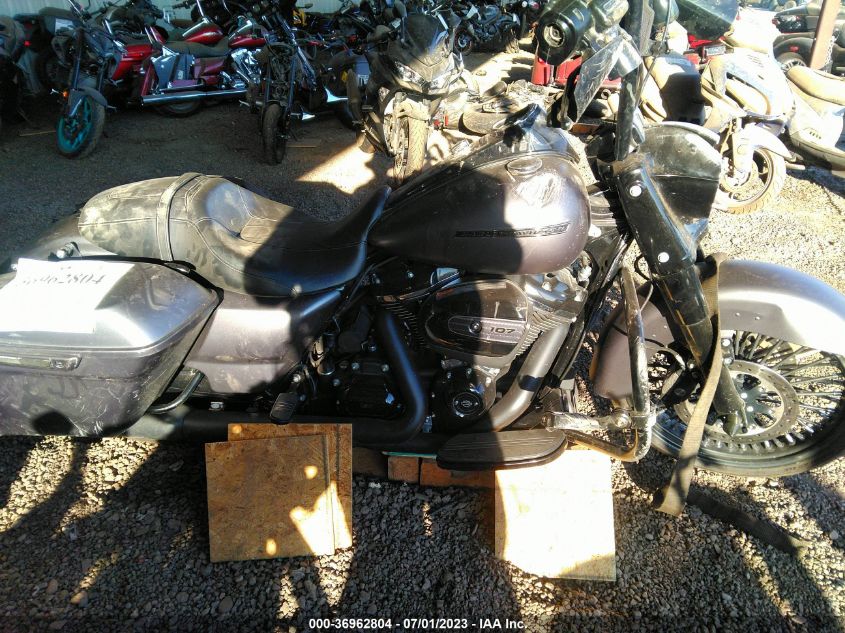2017 HARLEY-DAVIDSON FLHRXS 1HD1KVC66HB657377