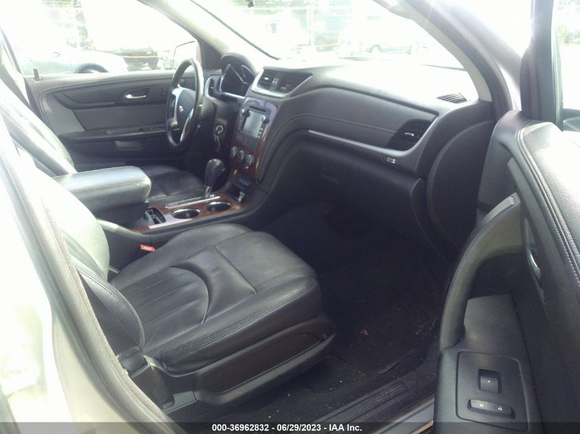 2014 CHEVROLET TRAVERSE LT - 1GNKVGKD4EJ377099