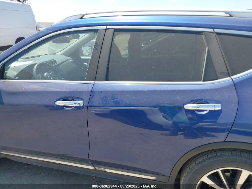 2019 NISSAN ROGUE SL - 5N1AT2MT8KC747001