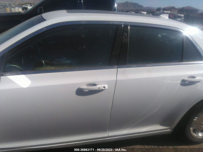 2016 CHRYSLER 300 LIMITED - 2C3CCAAG6GH243246