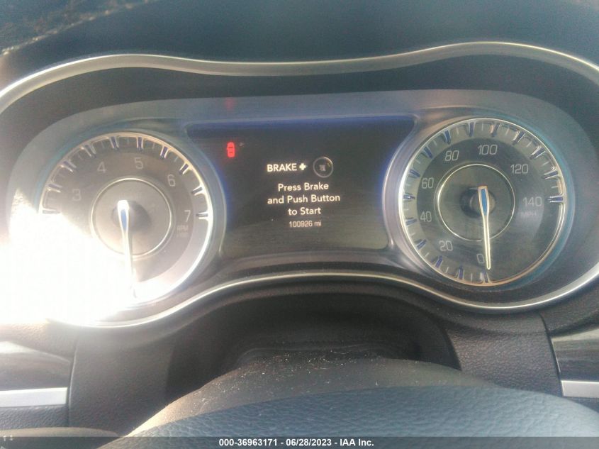 2016 CHRYSLER 300 LIMITED - 2C3CCAAG6GH243246