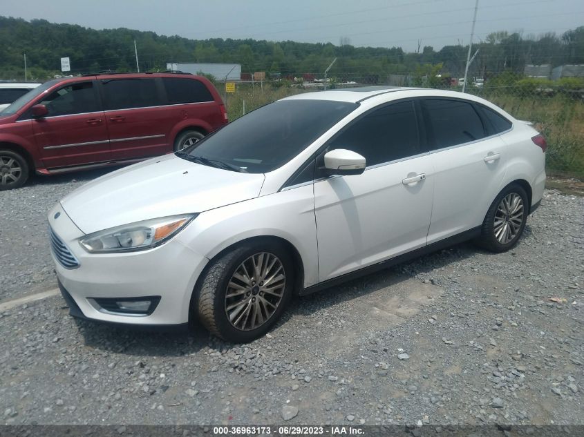 2015 FORD FOCUS TITANIUM - 1FADP3J25FL227289