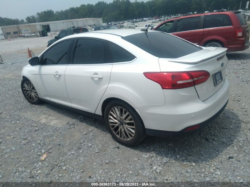 2015 FORD FOCUS TITANIUM - 1FADP3J25FL227289