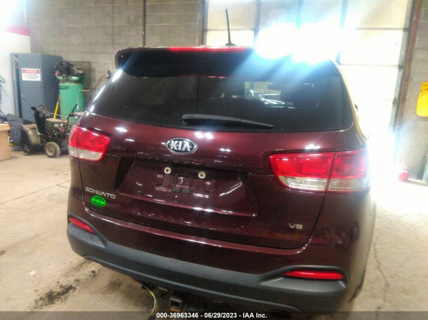 2017 KIA SORENTO LX V6 - 5XYPGDA55HG320951