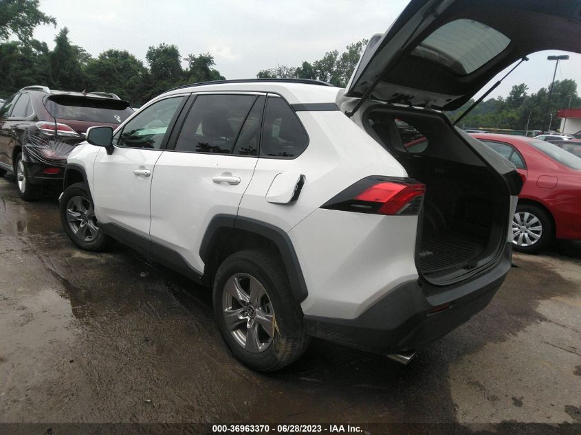 2022 TOYOTA RAV4 XLE - 2T3P1RFV3NW270717