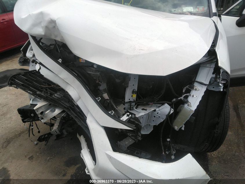 2022 TOYOTA RAV4 XLE - 2T3P1RFV3NW270717