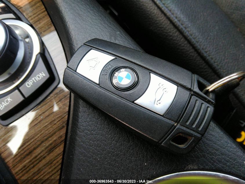 2014 BMW X1 XDRIVE28I - WBAVL1C55EVY17885