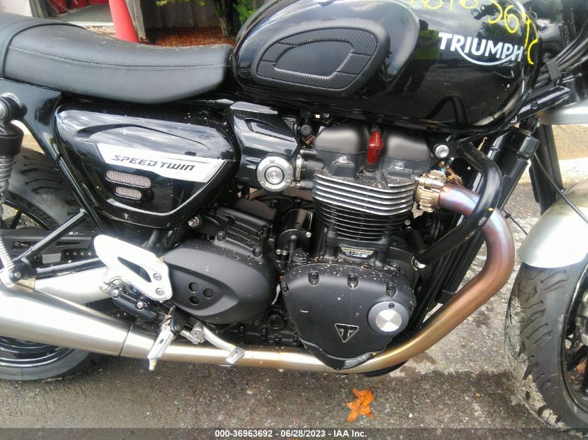 2023 TRIUMPH MOTORCYCLE SPEED TWIN BREITLING EDITION SMTD54HF2PTBH7824
