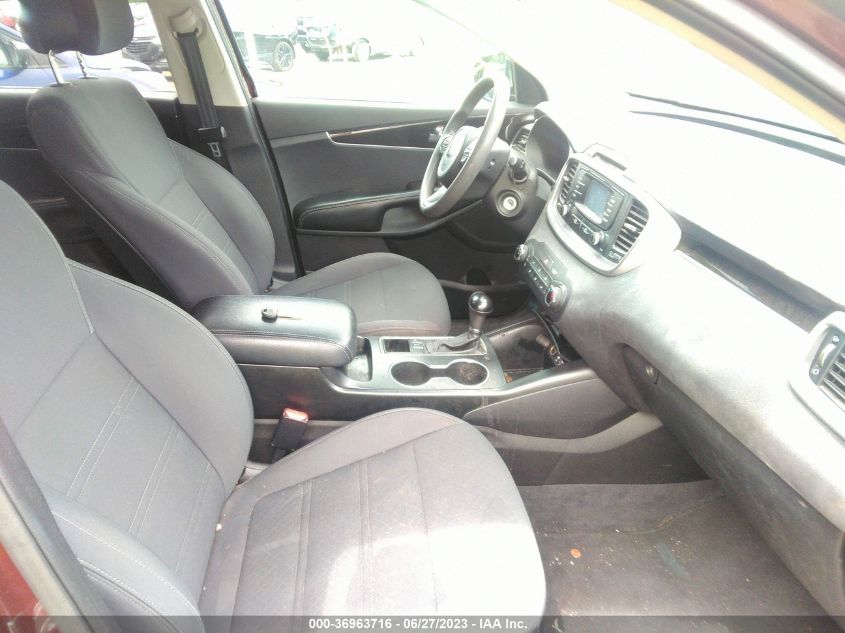 2016 KIA SORENTO LX - 5XYPGDA35GG126109