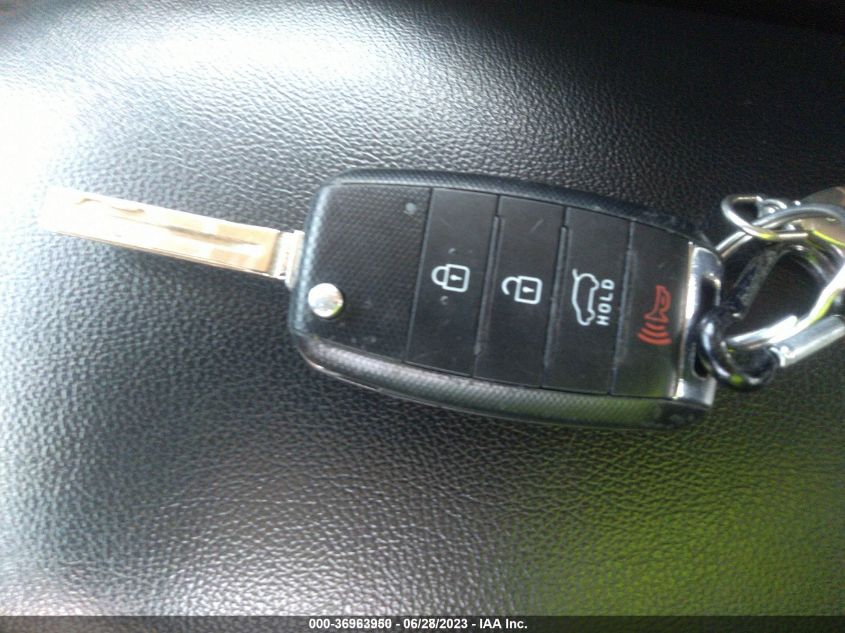 2015 KIA SOUL - KNDJN2A29F7226622