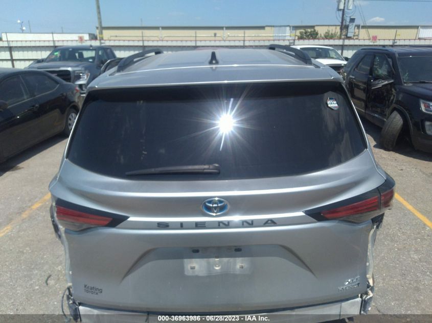 2021 TOYOTA SIENNA XLE - 5TDYRKEC2MS071677