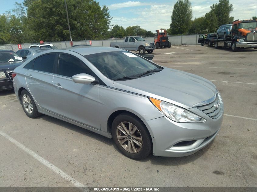 2013 HYUNDAI SONATA GLS PZEV - 5NPEB4AC1DH761953