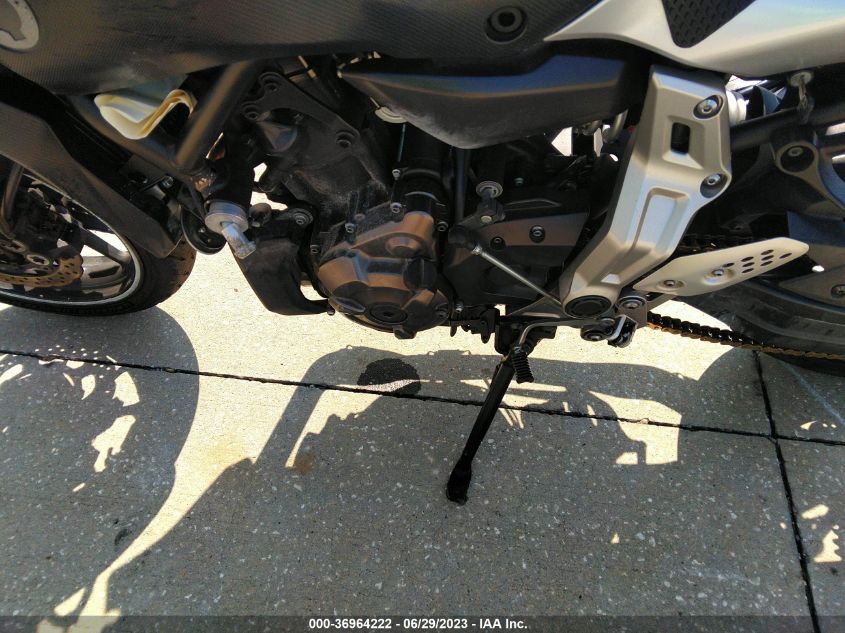 2017 YAMAHA FZ07 JYARM06EXHA013371