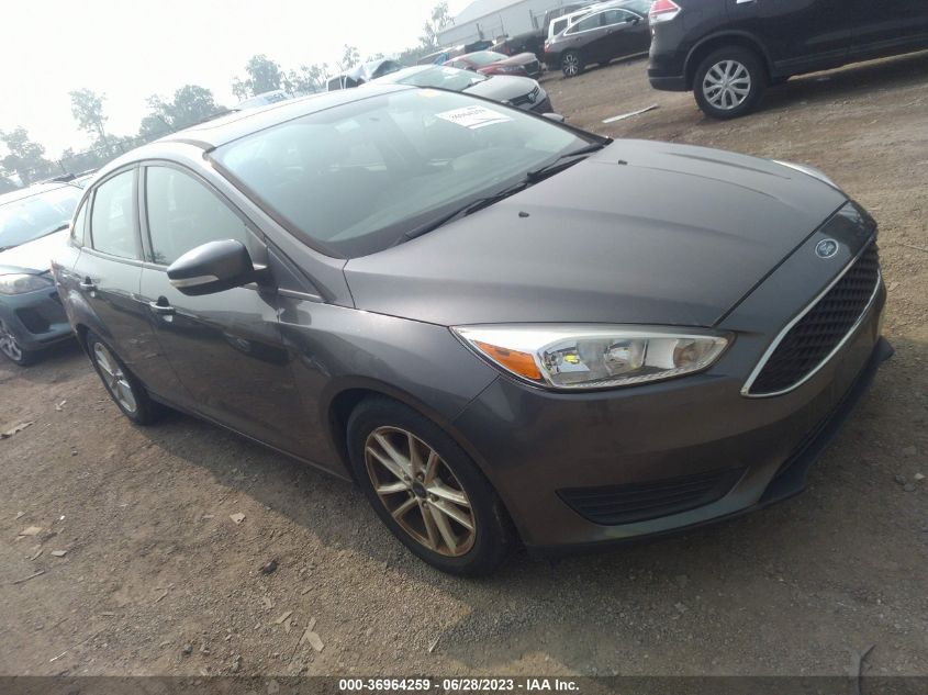 2015 FORD FOCUS SE - 1FADP3F28FL373856