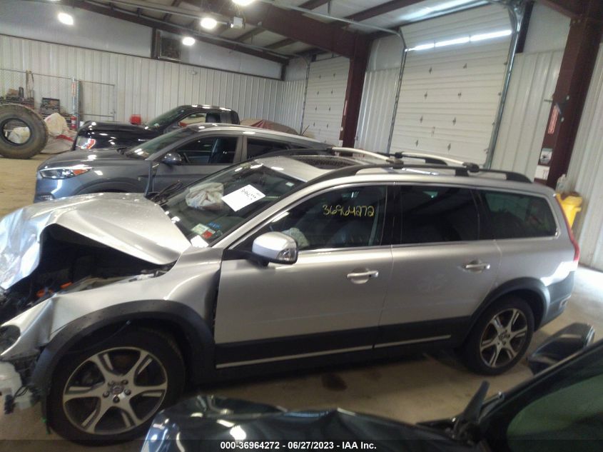 2015 VOLVO XC70 T6 - YV4902NKXF1223322