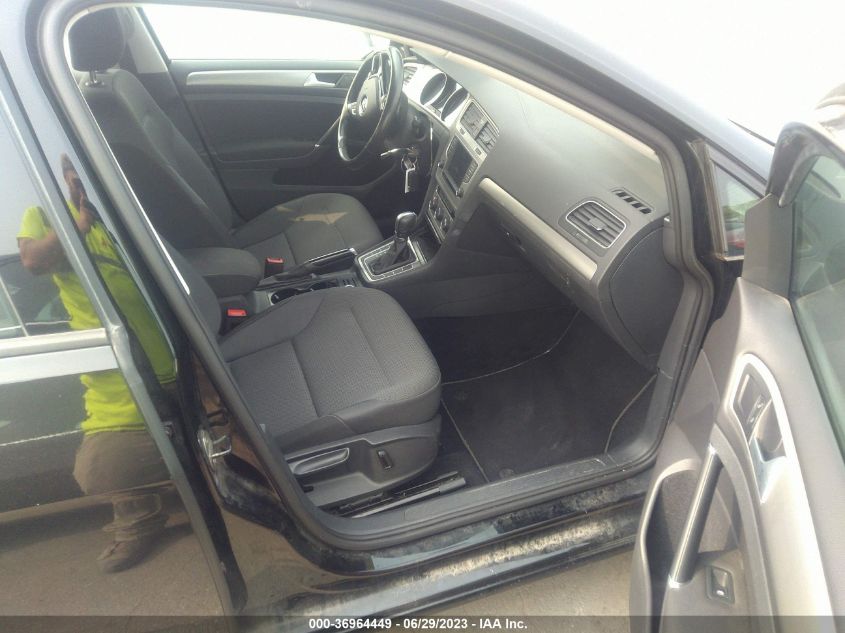2016 VOLKSWAGEN GOLF SPORTWAGEN TSI S 3VWC17AUXGM519436