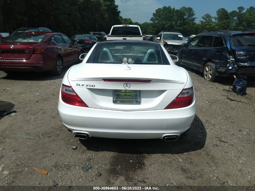 2015 MERCEDES-BENZ SLK-CLASS SLK 250 - WDDPK4HA5FF096765