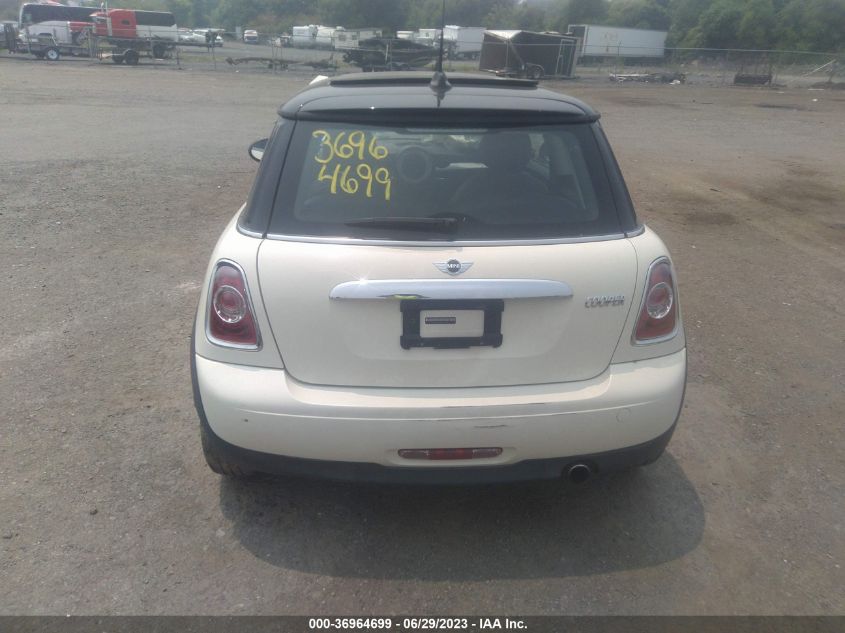 2013 MINI COOPER HARDTOP - WMWSU3C52DT684167