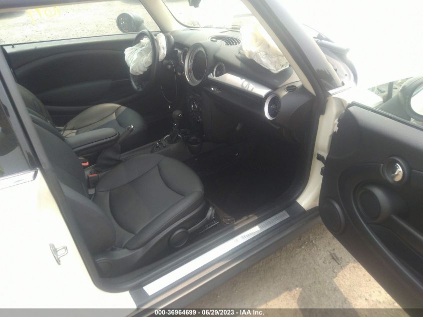 2013 MINI COOPER HARDTOP - WMWSU3C52DT684167