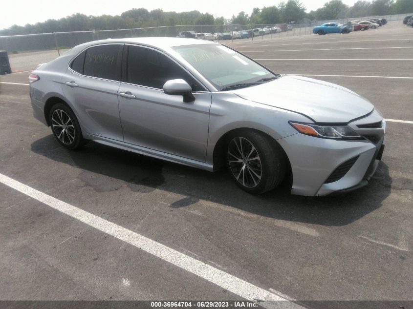 2020 TOYOTA CAMRY SE - 4T1G11AK2LU924370