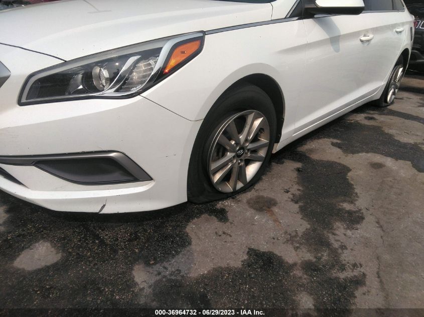 2016 HYUNDAI SONATA 2.4L SE - 5NPE24AFXGH293980