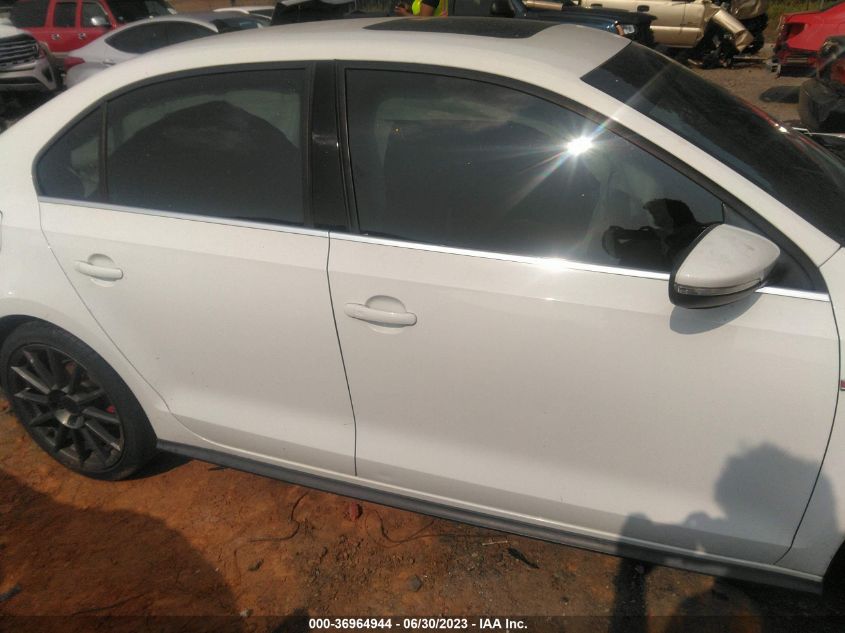 2017 VOLKSWAGEN JETTA GLI - 3VW5T7AJ3HM364691