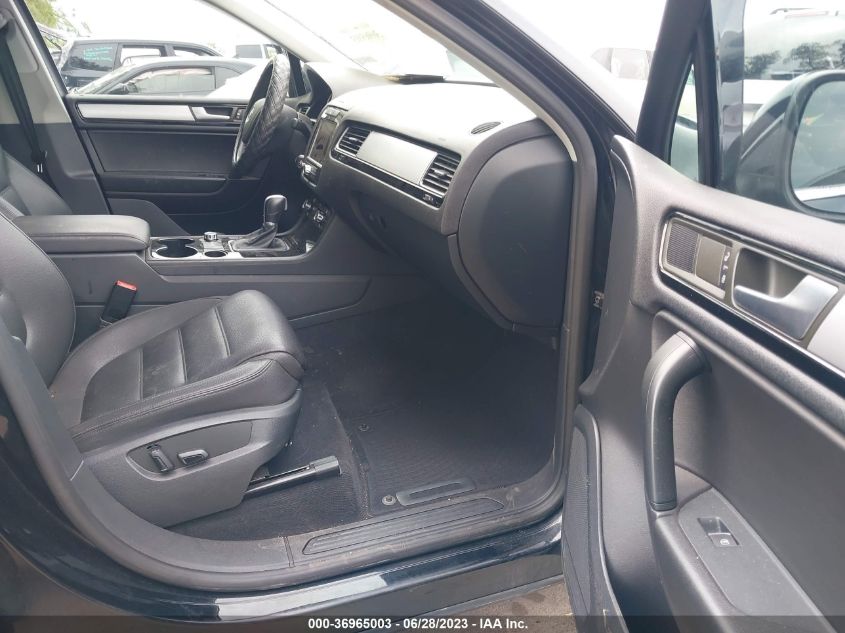 2014 VOLKSWAGEN TOUAREG V6 TDI - WVGEP9BP0ED013360