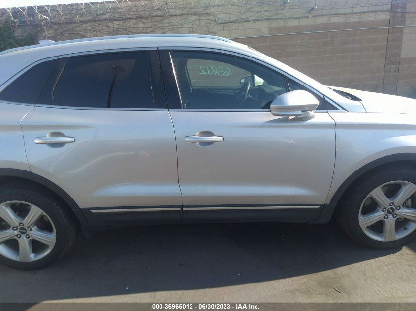 2017 LINCOLN MKC PREMIERE - 5LMCJ1C90HUL12858