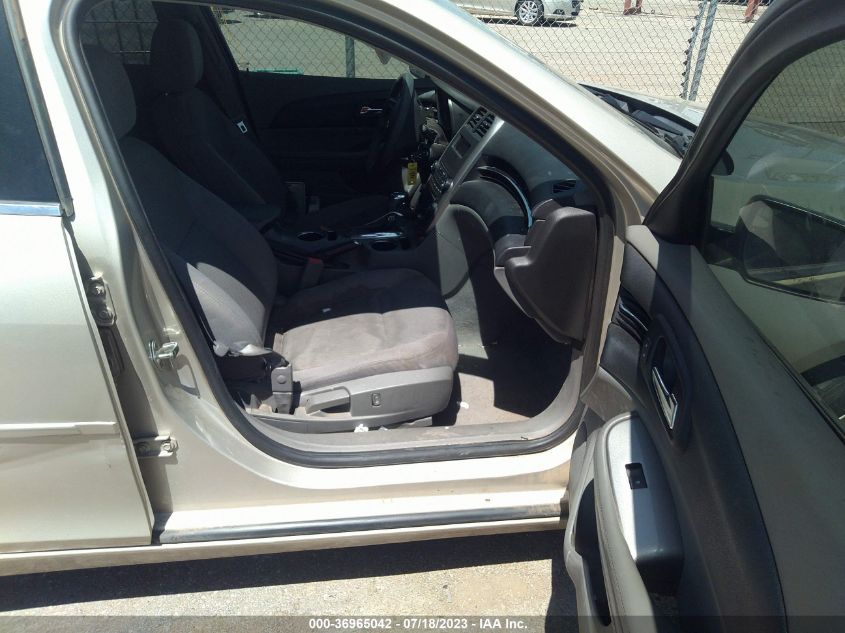 2015 CHEVROLET MALIBU LS - 1G11B5SL1FF138194