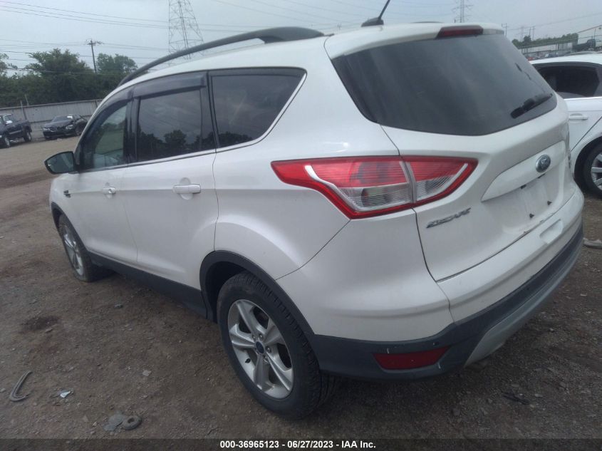 2015 FORD ESCAPE SE - 1FMCU0GX9FUA22015